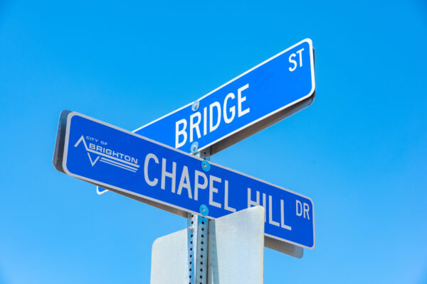 Image of the street signs at Bridge Street and Chapel Hill Drive