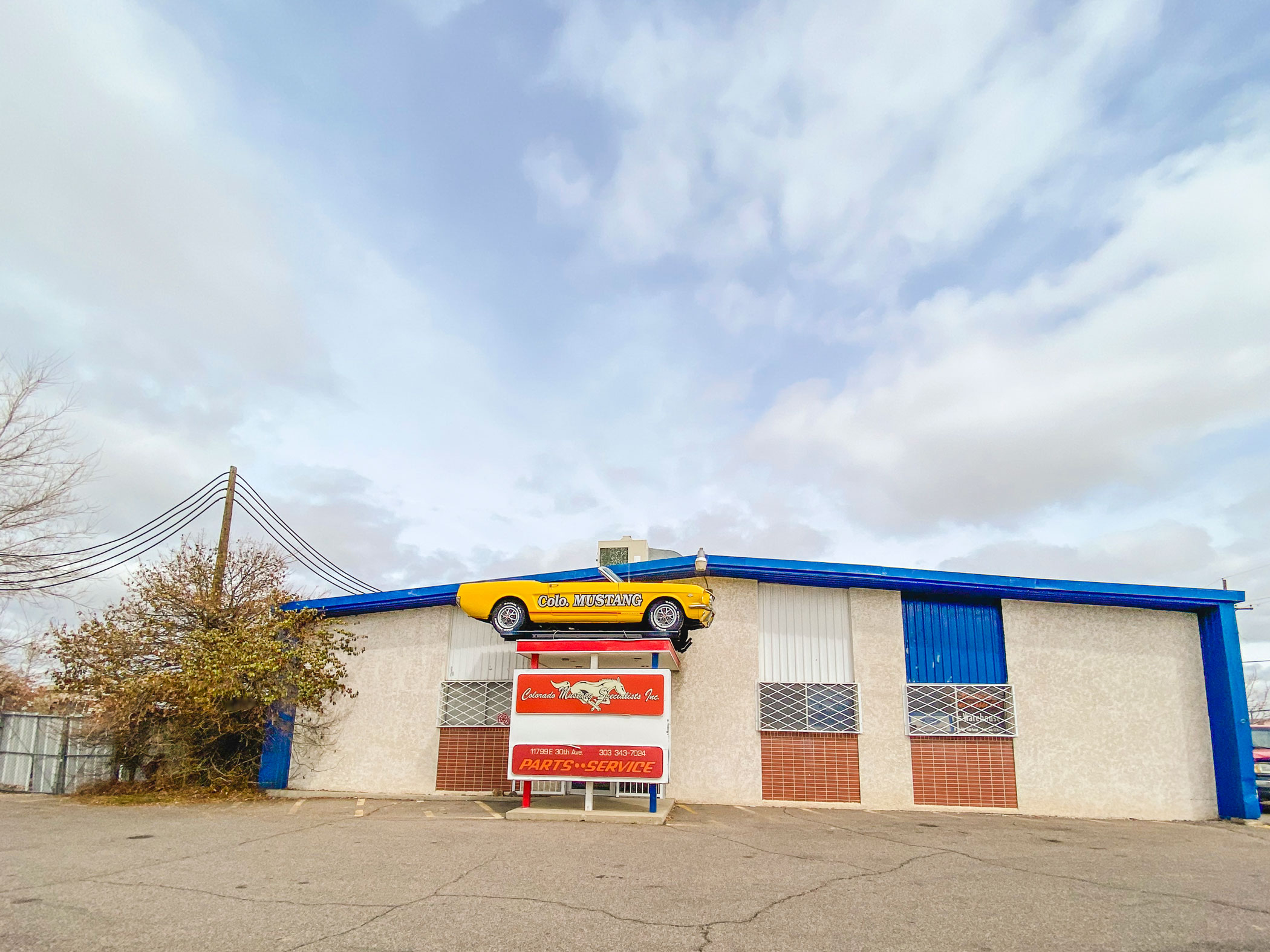 Heavy Industrial Building in Aurora Sells for $1,675,000