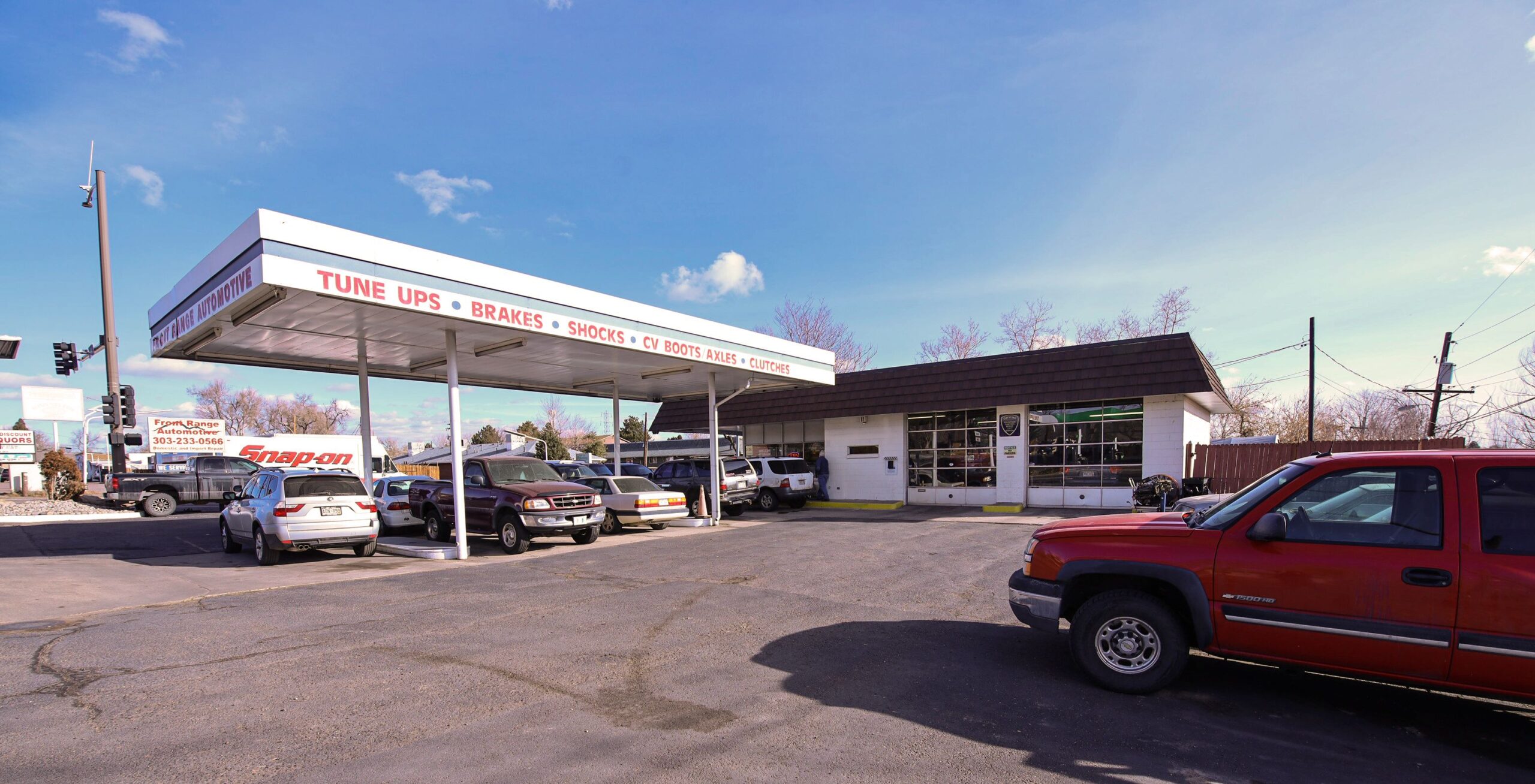 Front Range Automotive in Lakewood, Colorado sells for $775,000